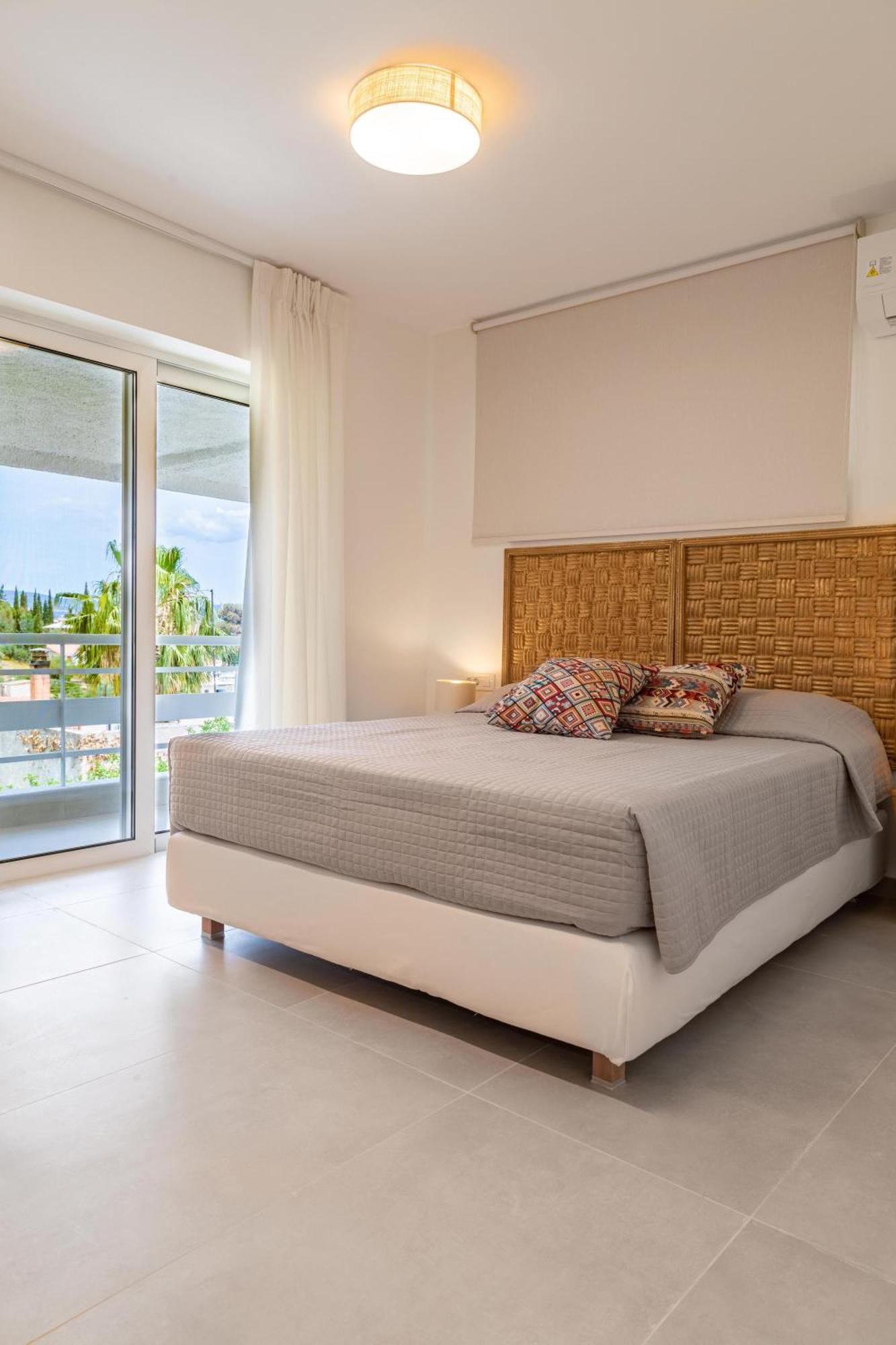 Arancia Elegant Rooms And Suites Tolón Eksteriør billede