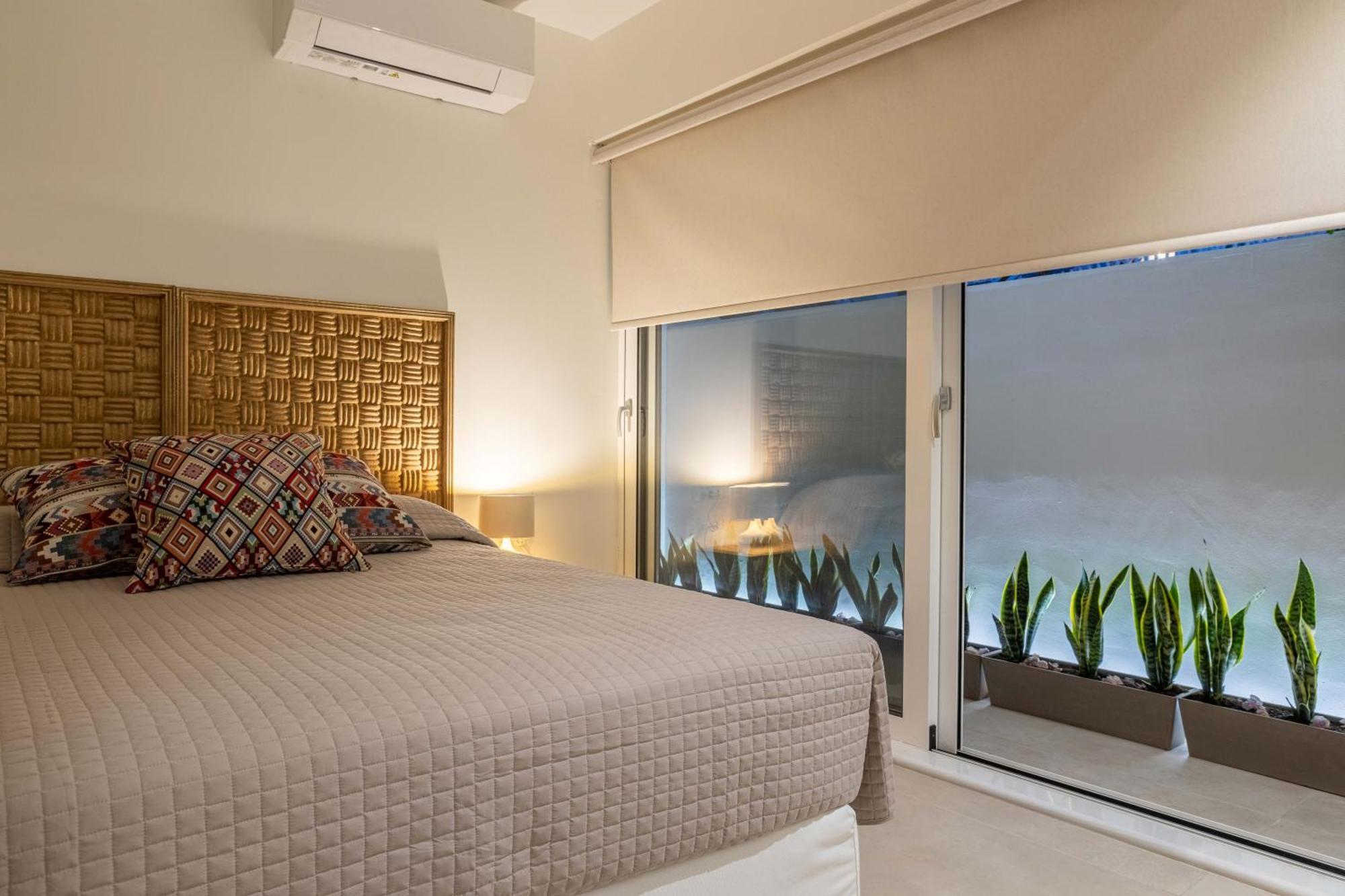 Arancia Elegant Rooms And Suites Tolón Eksteriør billede