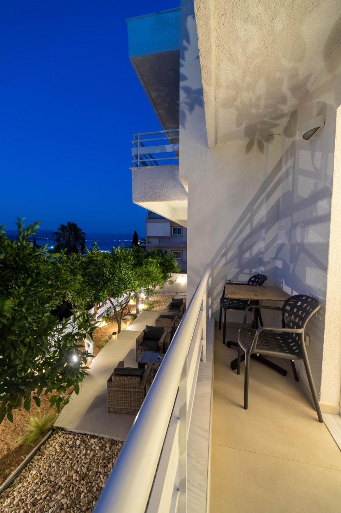 Arancia Elegant Rooms And Suites Tolón Eksteriør billede